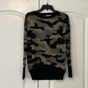 Isaac Mizrahi camouflage sweater